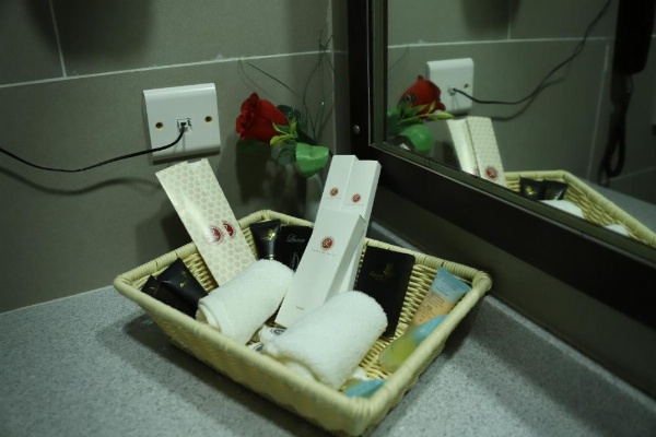 Ramee Guestline Hotel image 34