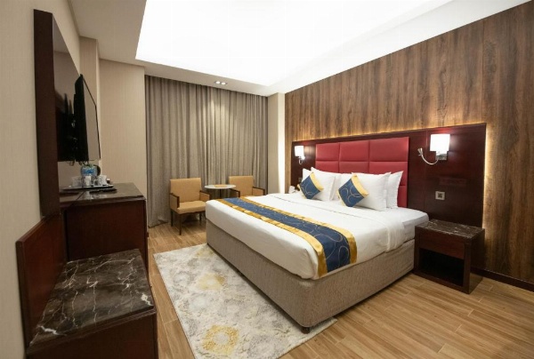 Ramee Guestline Hotel image 7